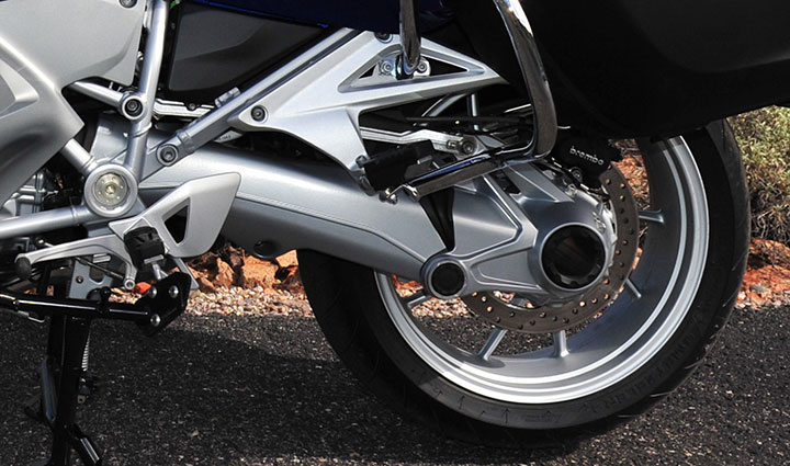 HOW TO MAINTAIN YOUR MOTORCYCLE EXHAUST?